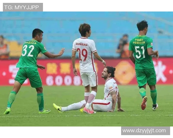 重庆排球队以94分领跑大师赛积分榜展现强劲实力与团队合作精神 重庆排球队以94分领跑大师赛积分榜展现强劲实力与团队合作精神