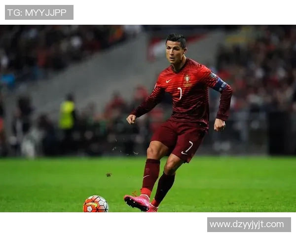 足球明星荣誉不多却实力卓越的排名分析与探讨