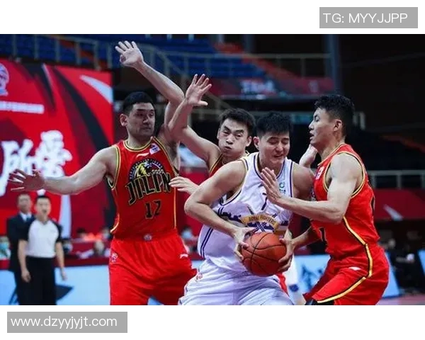 北京篮球队以82分领跑大师赛积分榜展现强劲实力